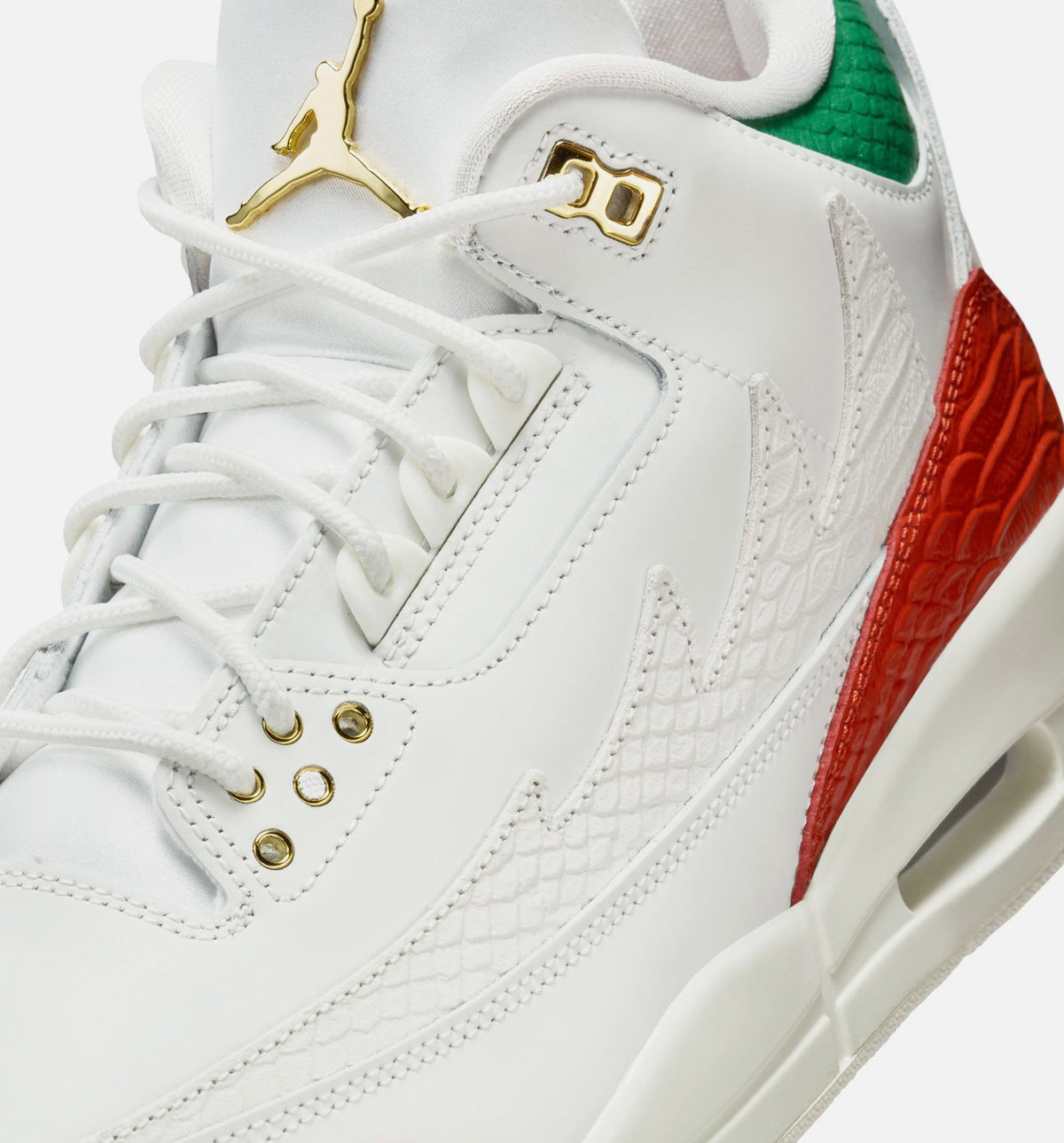 Air Jordan 3 Retro El Vuelo Men's Lifestyle Shoes - Summit White/Pine Green/Dragon Red/Metallic Gold