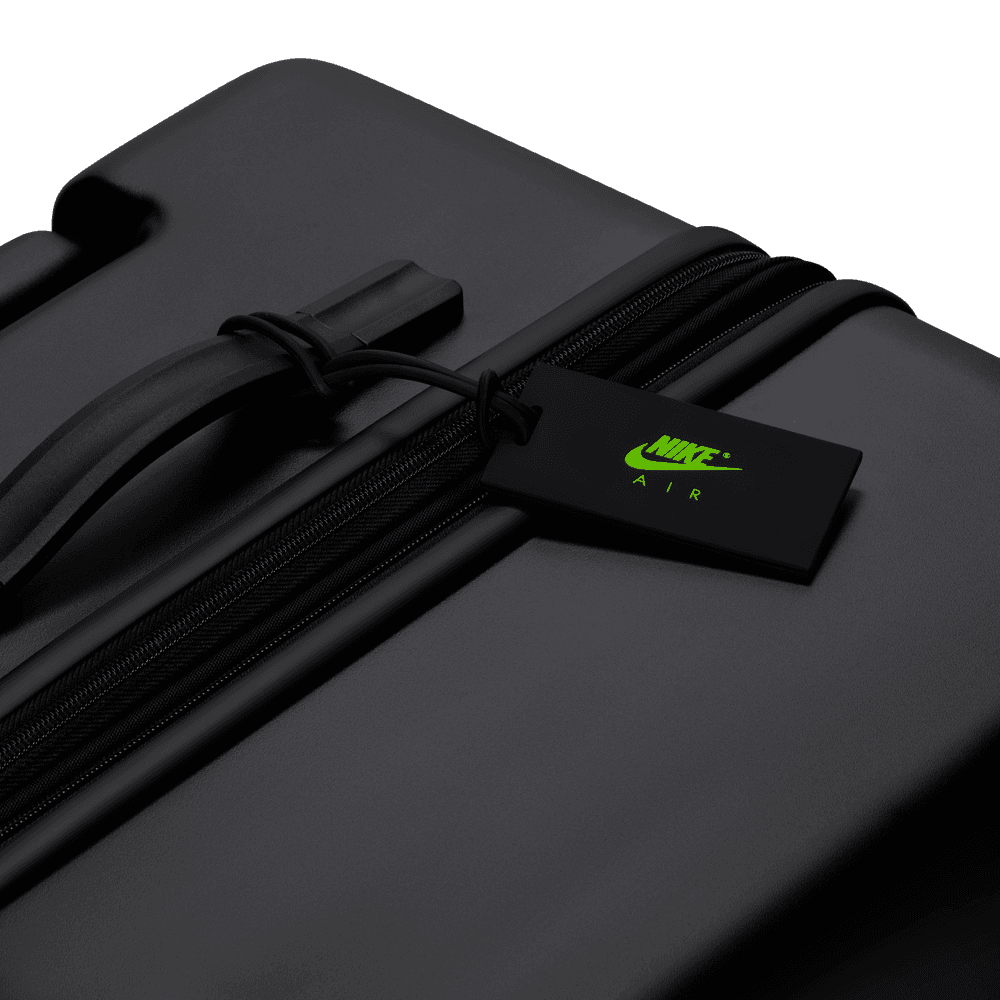 Nike 29 IN Hardshell Luggage