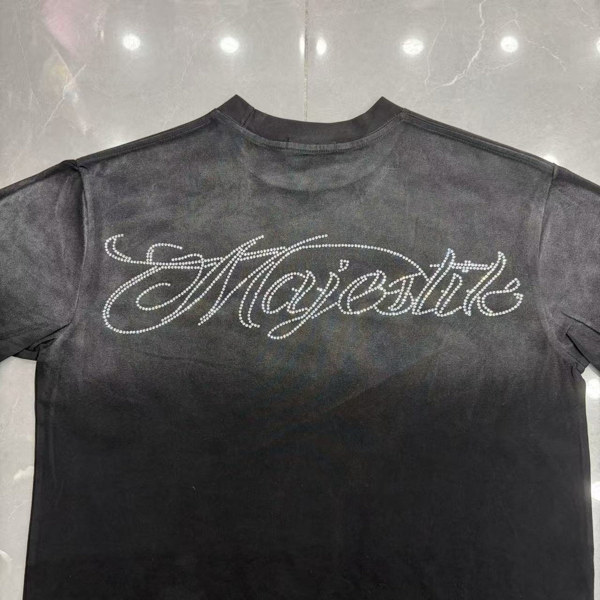 MAJESTIK Astronaut Horse Graphic T-Shirt