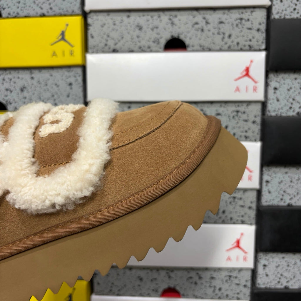 UGG Scufette Women's Shearling Platform Slide – Suede Slipper with Fluffy Shearling Strap, Shearling-Lined Footbed & Chunky Serrated Platform Sole in Chestnut