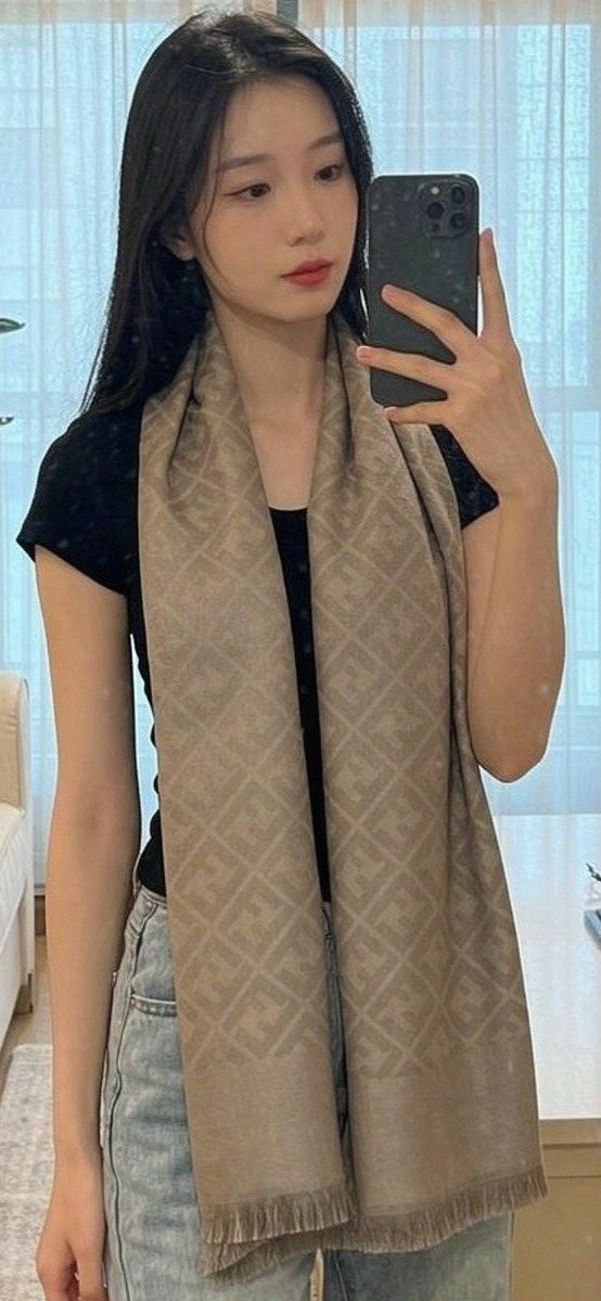 Fendi Taupe Beige Geometric Fringed Scarf
