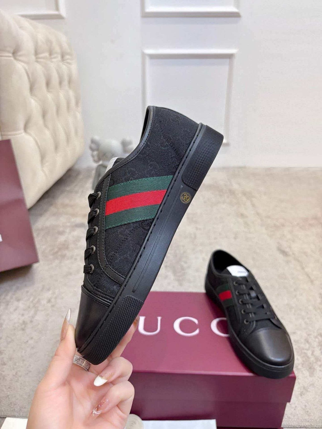 Gucci Stripe Low-Top Sneakers - Dark Patterned Side Panel