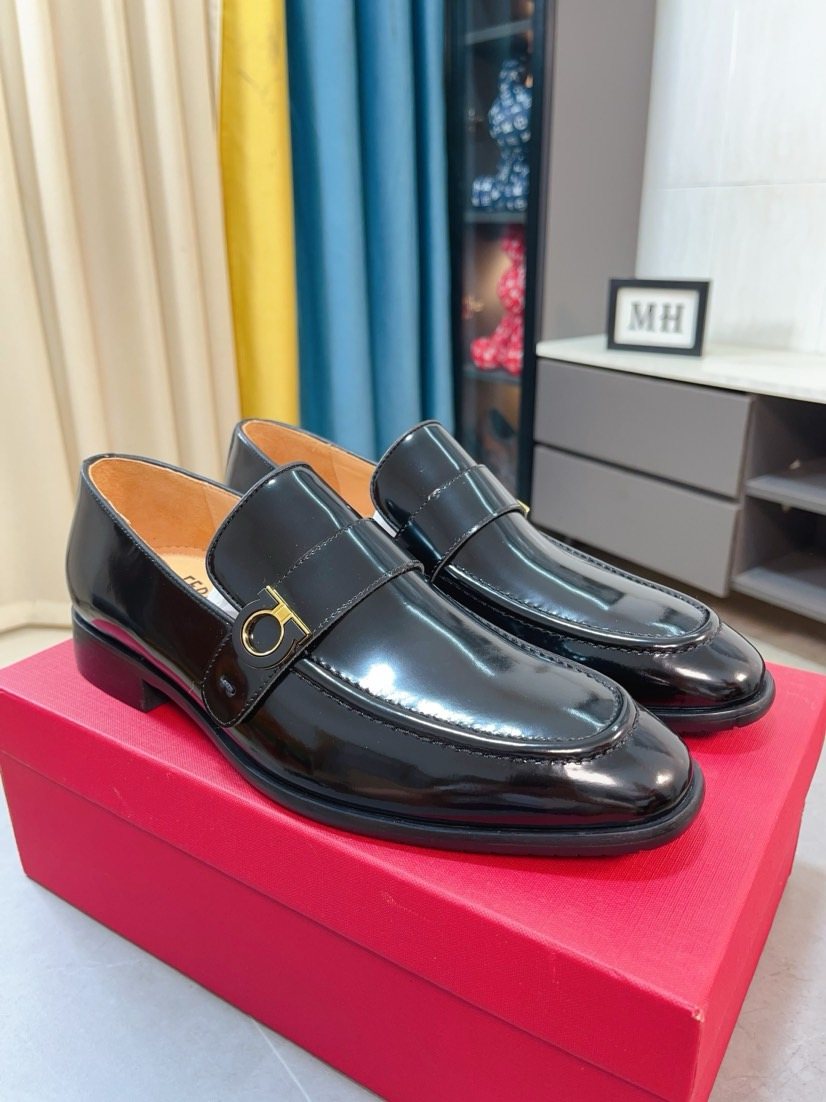 Salvatore Ferragamo Glossy Metal Ornament Loafers