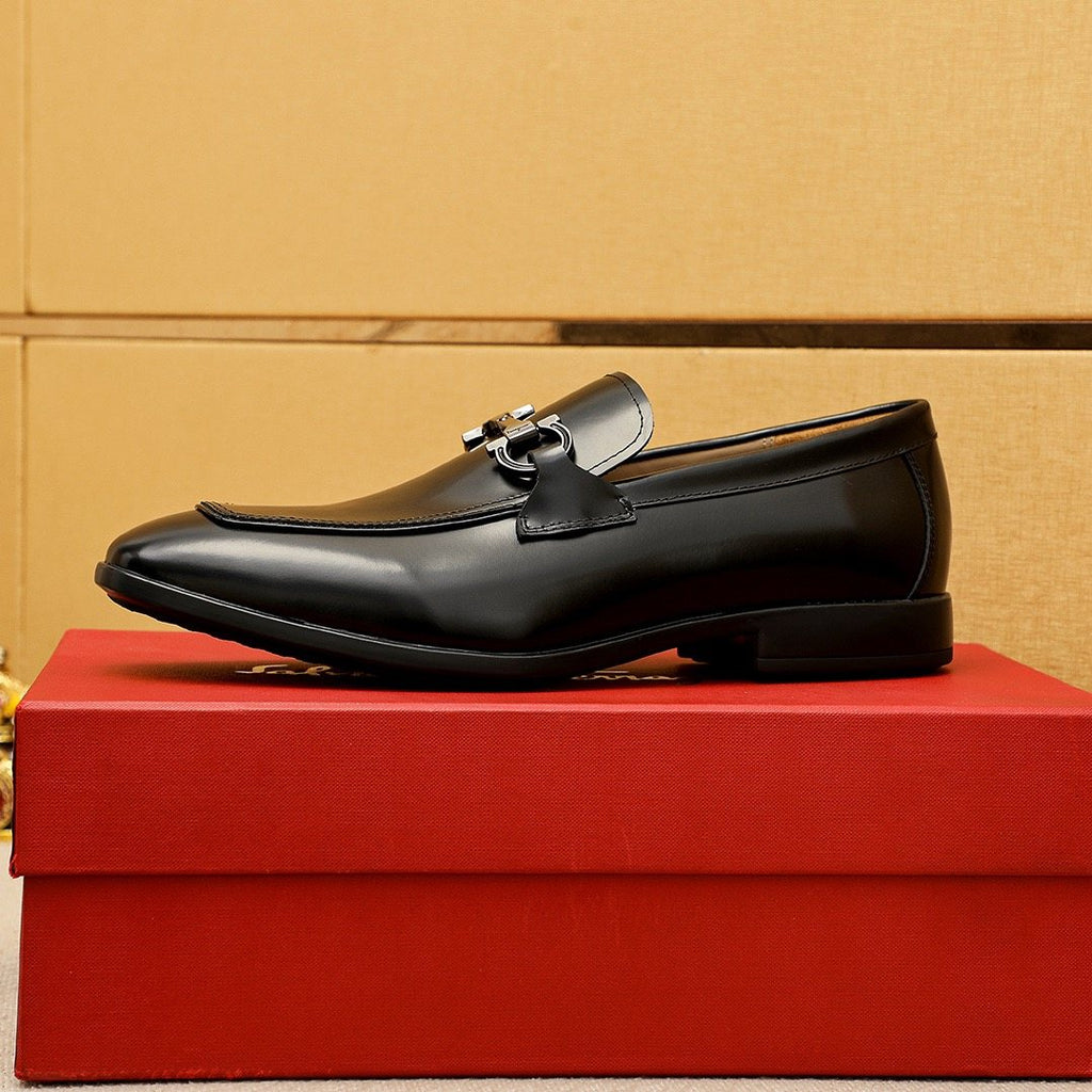 Salvatore Ferragamo Men's Black Buckle Loafers - Low-Profile Sole